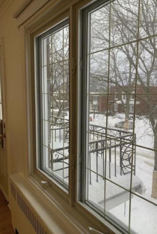 Free Parking, Beautiful 4 1/2- 2 Bedroom Apartment Montréal Esterno foto